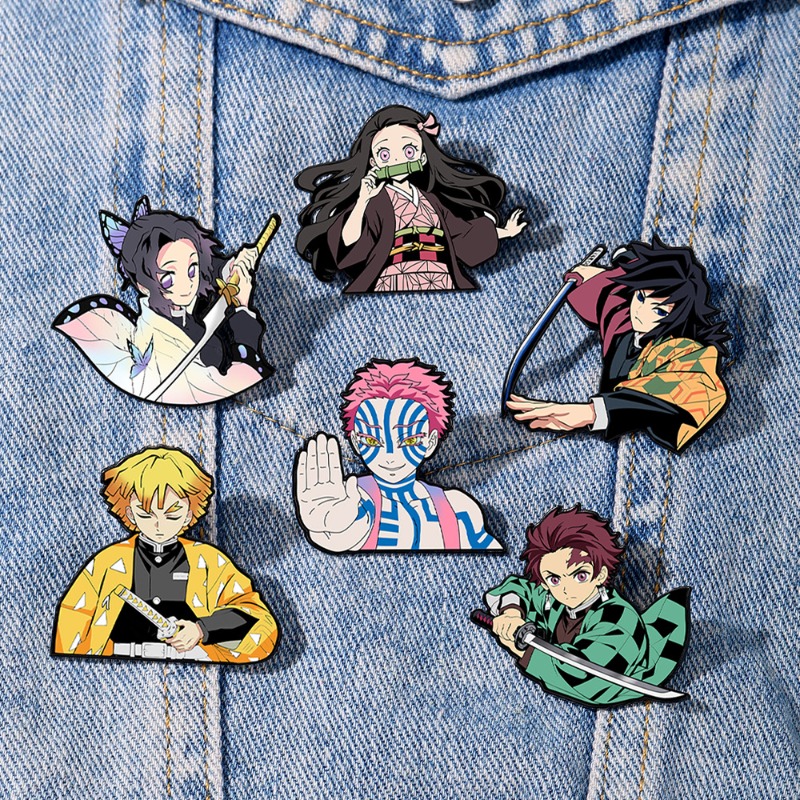 Pin logam imut Demon Slayer Ka - Cosplay Anime Tsunade ulasan dan harga